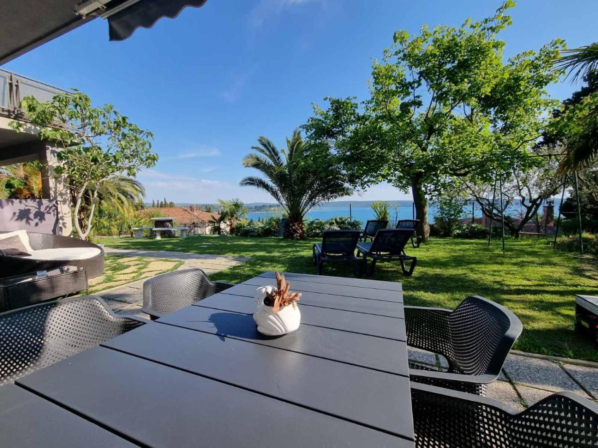 Apartment With Seaview And Garden For 6 Portorož Exterior foto