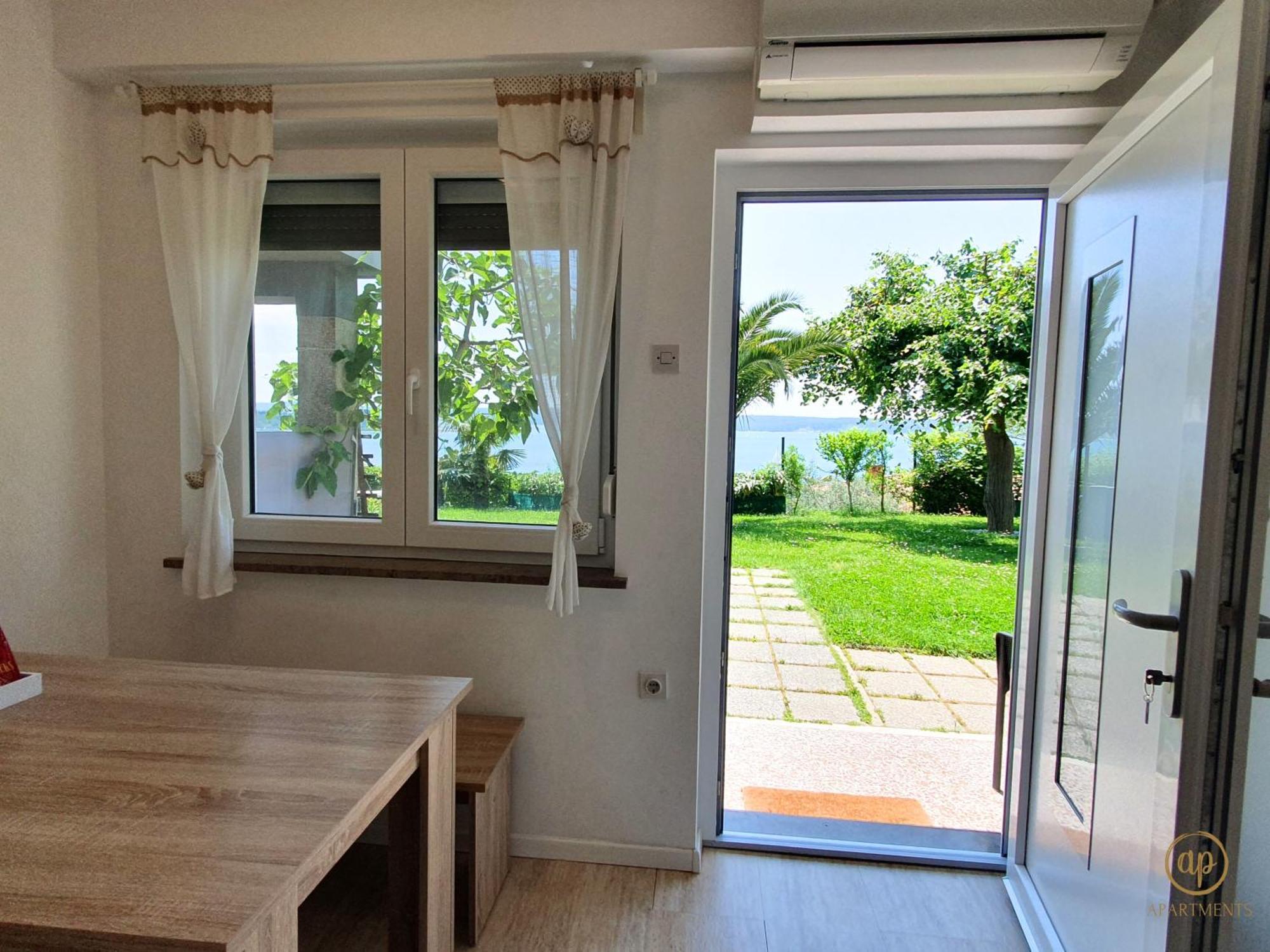 Apartment With Seaview And Garden For 6 Portorož Exterior foto