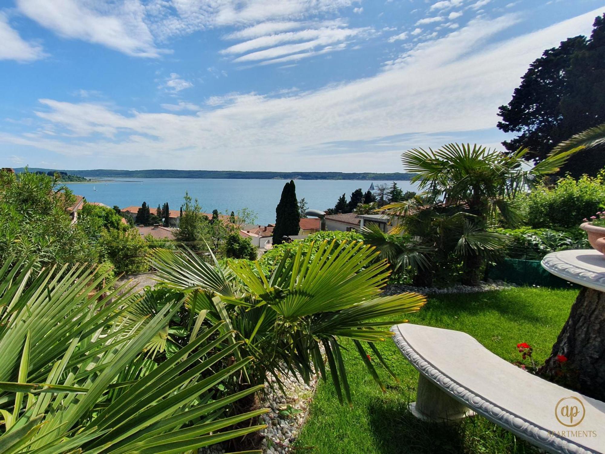 Apartment With Seaview And Garden For 6 Portorož Exterior foto
